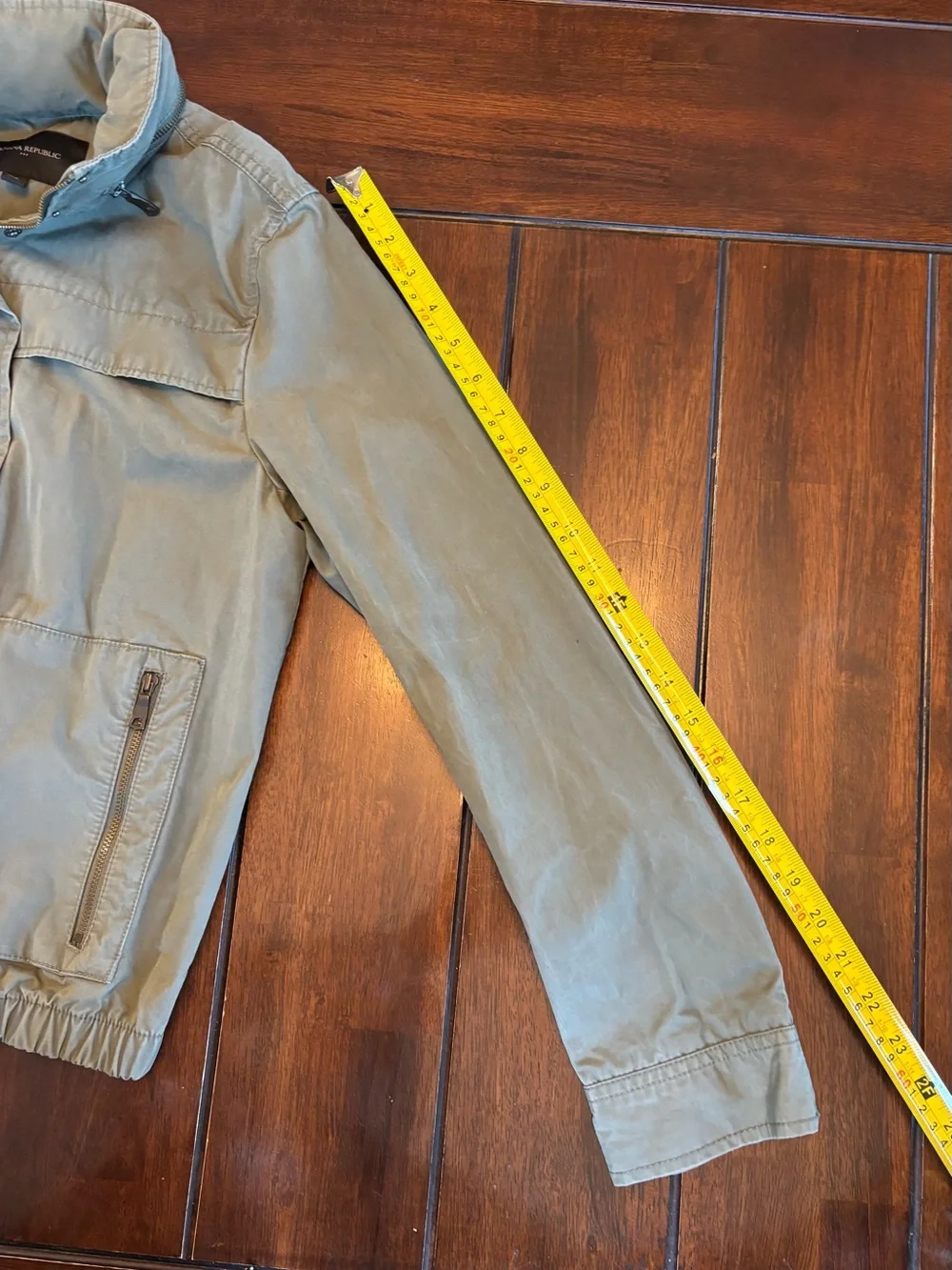 Banana Republic Olive Green Bomber Jacket Utility Zip Stowaway Hood Size Small
